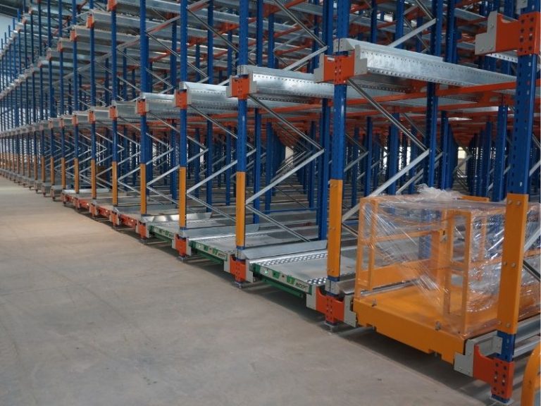 Intelligent shuttle rack system