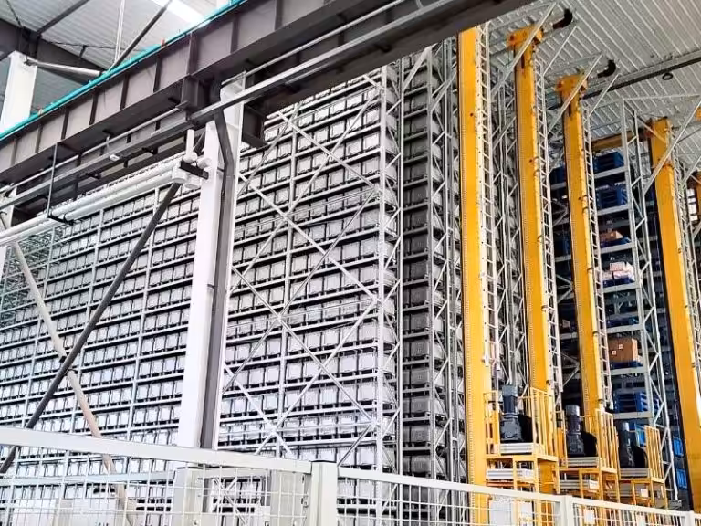 Automated Stacker Cranes for Totes