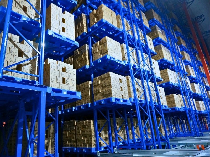 Deep freeze warehouse