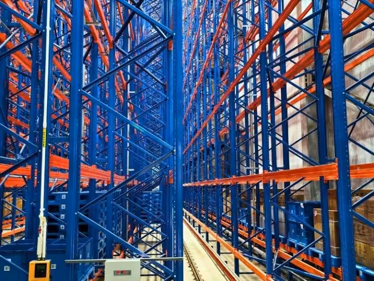 Pallet Racking and Stacker Crane