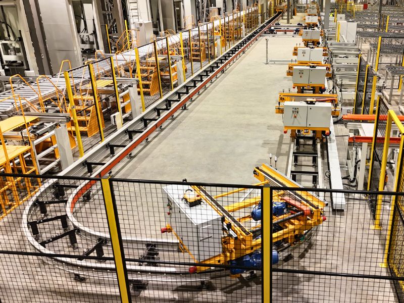 Pallet Conveyor System and RGV