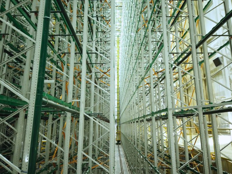 Stacker Crane ASRS Warehouse