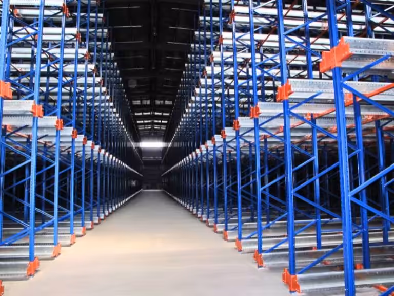 Pallet Shuttle Racking Warehouse