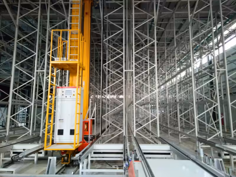 Stacker Crane Warehouse