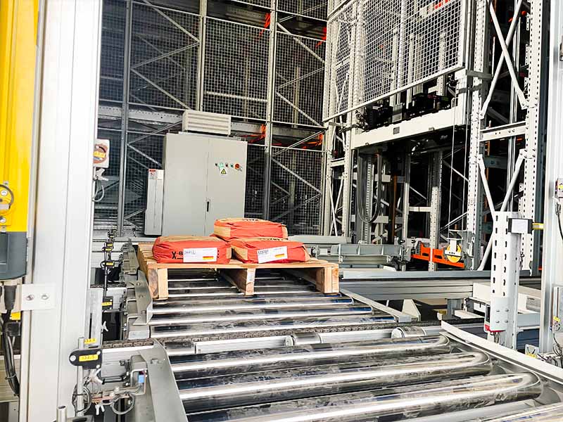 Automated Pallet Conveyor System for Material Handling Efficiency
