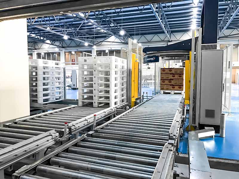 Pallet Conveyor System for Warehouse Workflow Automation